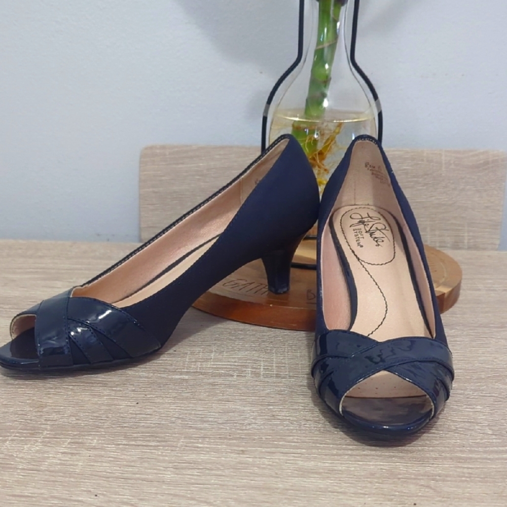 Life Stride Navy Blue Peep-Toe Heels